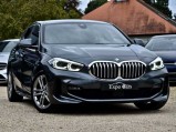 Fotos BMW 116 5-deurs dA M SPORT PAKKET (EU6AP)