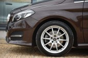 Fotos Mercedes-Benz B 200 d Business